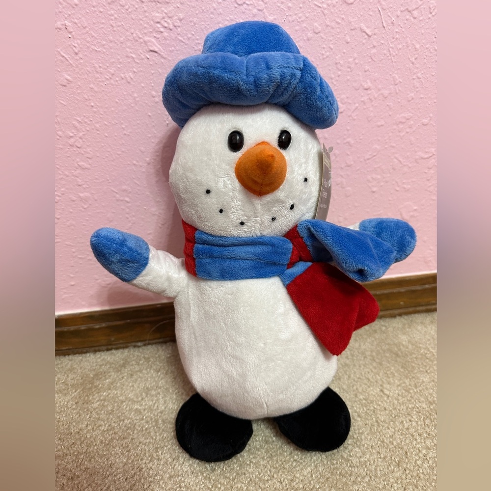 Chrisha Playful Plush 2008 Christmas Snowman Blue Mittens Scarf Hat NWT Rare